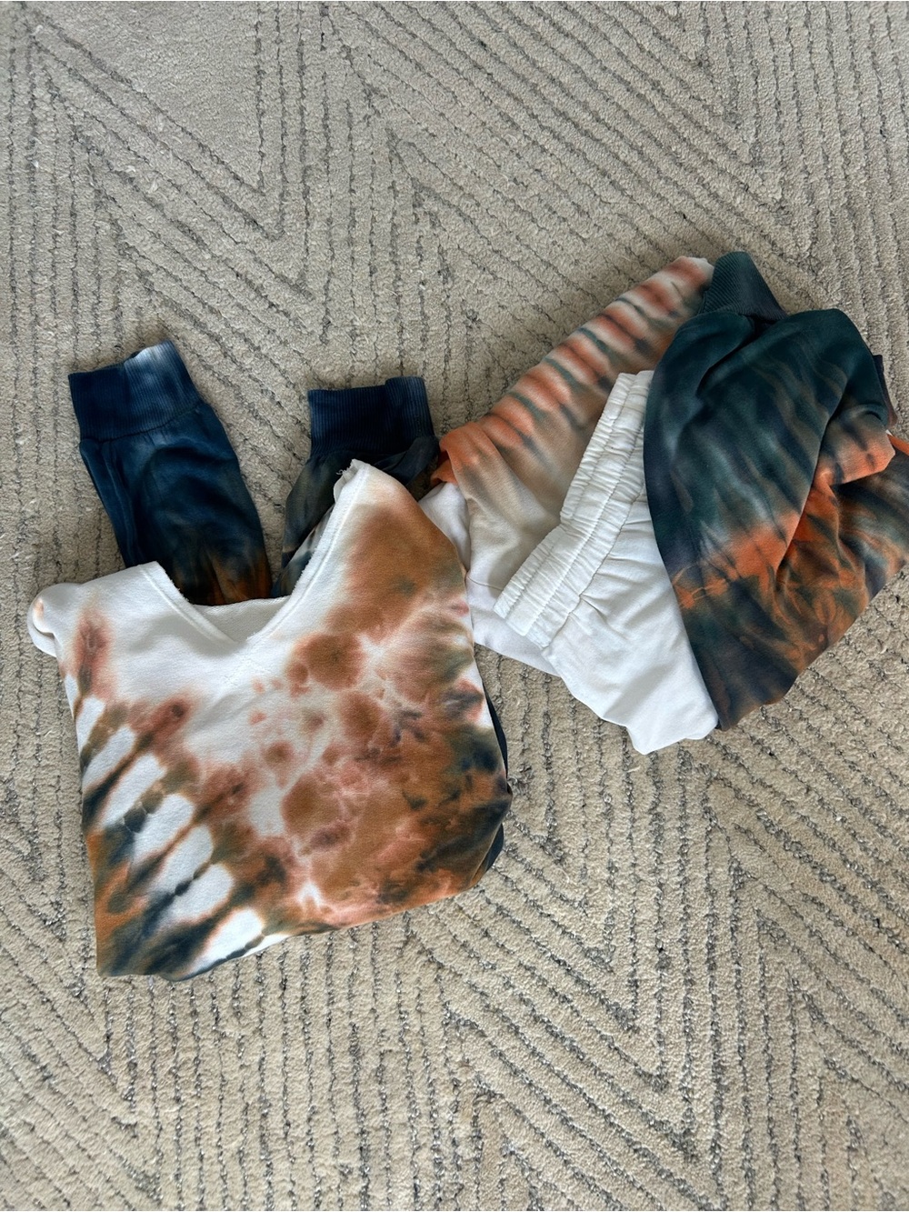 Tie-Dye women’s Jogger set in Fall colors